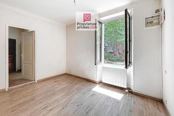 Appartement T2 plain pied avec cour et jardin