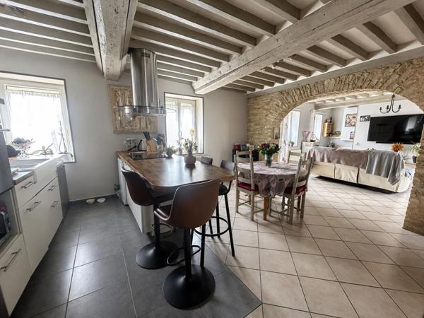 14370 Maison 102 m² en parfait état 183 800