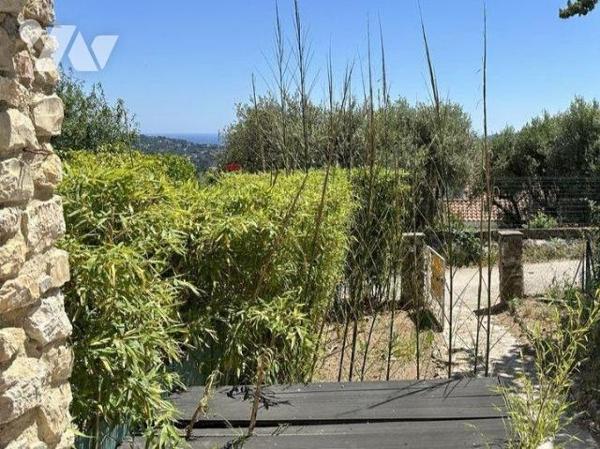 A VENDRE - TOULON (VAR) QUARTIER FARON - MAISON MITOYENNE T2 bis DE 53.35 M2 + GARAGE - VUE MER...