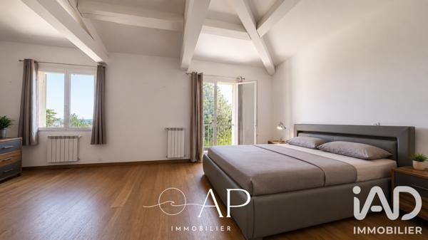 Maison à vendre 5 pièces 154 m² Hyères