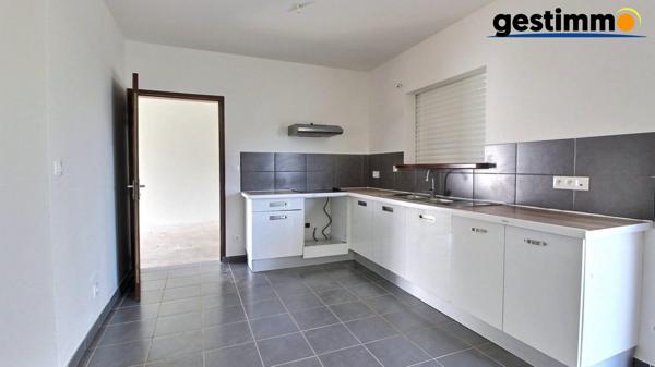 MAISON T4 DUPLEX AVEC JARDIN – A CAYENNE SECTEUR BADUEL