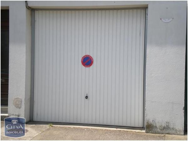 Location parking Chartres (28000)