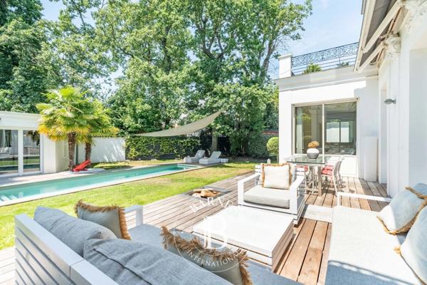 Le Vésinet, Propriété 5 Chambres -  300 m² à vendre