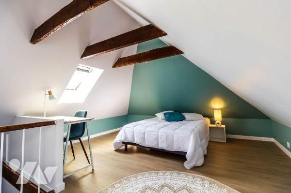 Ensemble immobilier composé de 6 chambres d'étudiants