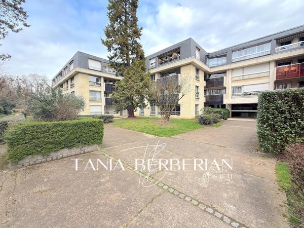 Appartement 3/4 pièces - 97m2 - Cave et parking - Versailles Porchefontaine
