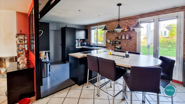 Maison à Mennecy 8 pièce(s) 167.44 m2