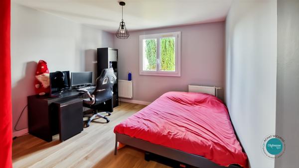 Maison à Mennecy 8 pièce(s) 167.44 m2