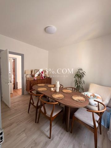 Immeuble 637 m² 3 etage(s)