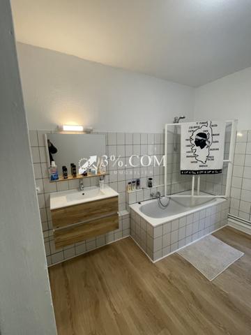 Immeuble 637 m² 3 etage(s)
