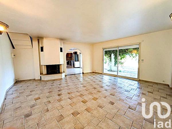 Maison à vendre 5 pièces 163 m² Mandelieu-la-Napoule