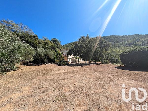 Maison à vendre 5 pièces 163 m² Mandelieu-la-Napoule