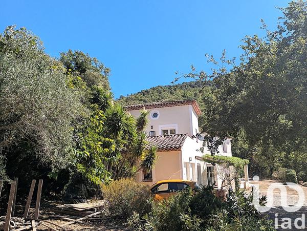 Maison à vendre 5 pièces 163 m² Mandelieu-la-Napoule