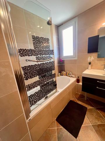 Appartement 4 pièce(s) 3 chambre(s) 90 m²