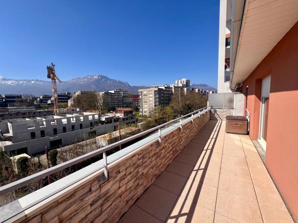 Appartement 4 pièce(s) 3 chambre(s) 90 m²