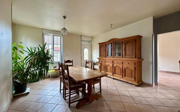 Maison à vendre    5 pièces •  Saint-Gobain