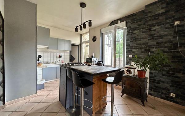 Maison à vendre    5 pièces •  Saint-Gobain