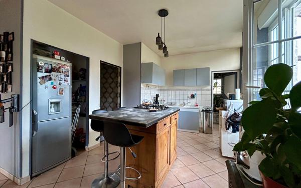 Maison à vendre    5 pièces •  Saint-Gobain