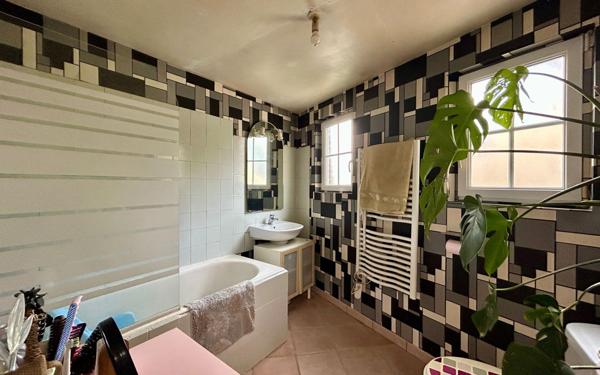 Maison à vendre    5 pièces •  Saint-Gobain