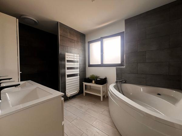 Maison T5 de 147m2 de plain-pied avec piscine à Auterive