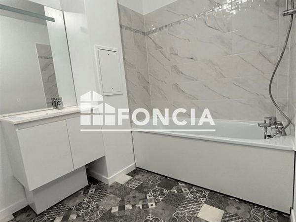 Location Appartement 3 pièces 59 m² - ZAC DE LA PLAINE DE MONTAIGU Melun 77000