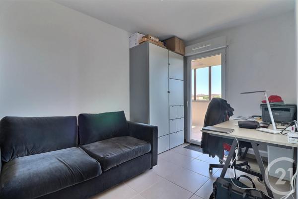 Appartement F4 à vendre  4 pièces - 86,46 m2 FREJUS - 83