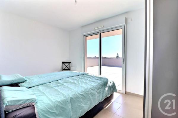 Appartement F4 à vendre  4 pièces - 86,46 m2 FREJUS - 83
