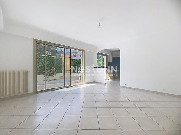 REZ-DE-CHAUSSEE - 2P RENOVE - 49m2 - LE CANNET - SUD - JARDIN 25m2 - CAVE -