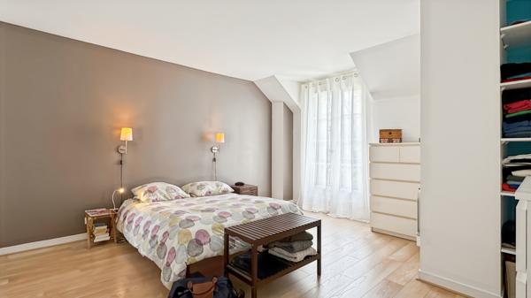 Saint-Nom-la-Bretèche (78860) MAISON FAMILIALE CONTEMPORAINE DE 180M2 PROCHE ECOLES ET TRANSPORTS - FEUCHEROLLES