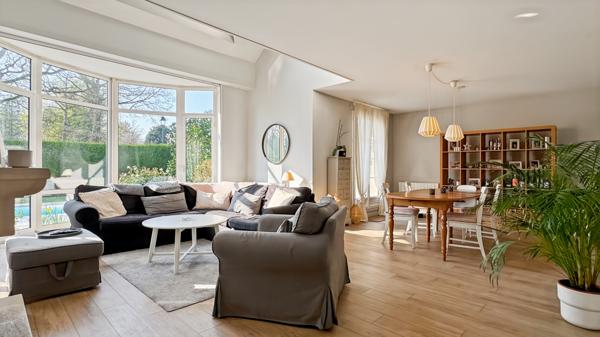 Saint-Nom-la-Bretèche (78860) MAISON FAMILIALE CONTEMPORAINE DE 180M2 PROCHE ECOLES ET TRANSPORTS - FEUCHEROLLES
