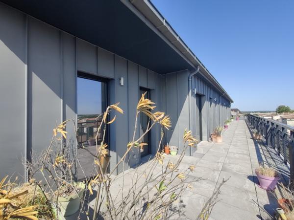 Appartement  6 pièce(s)  4 chambre(s)  161 m²