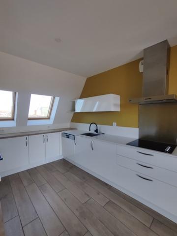 Appartement  6 pièce(s)  4 chambre(s)  161 m²