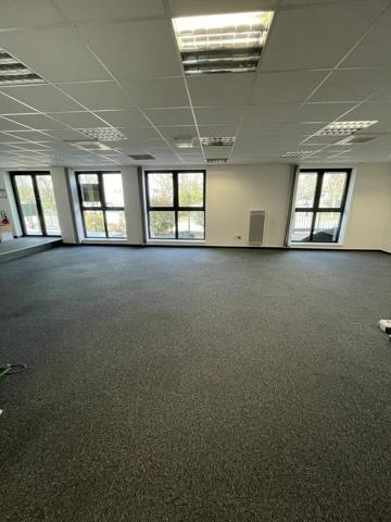 BUREAUX à LOUER de 167 m²
