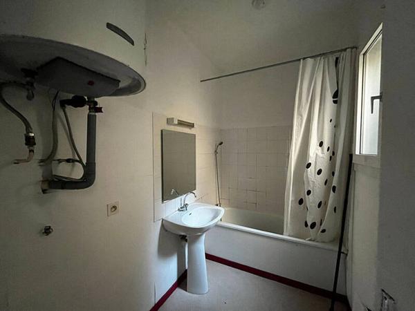 Appartement 2 pièces - 49000 Angers