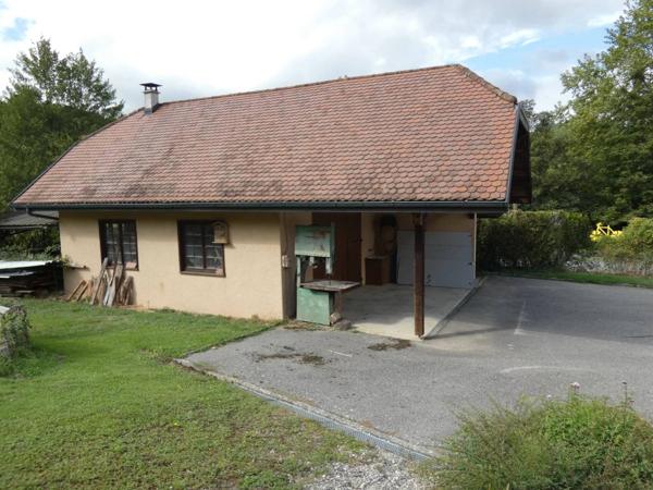 Maison T5 155 M2 dépendance terrain 5987 M2