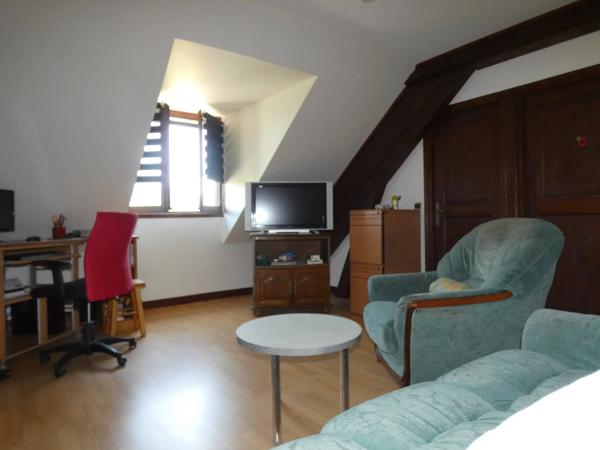 Maison T5 155 M2 dépendance terrain 5987 M2