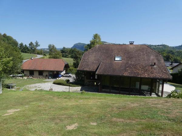 Maison T5 155 M2 dépendance terrain 5987 M2