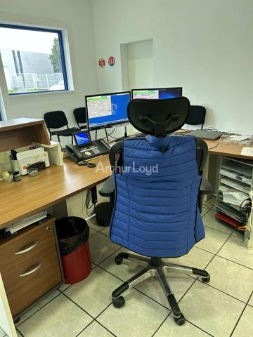 BUREAUX à VENDRE de 491.2 m²