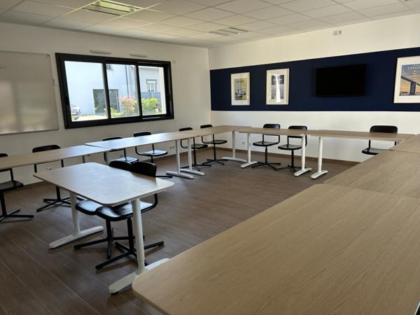 Bureaux à vendre à Saint-Nazaire avec parking privatif et terrasse
