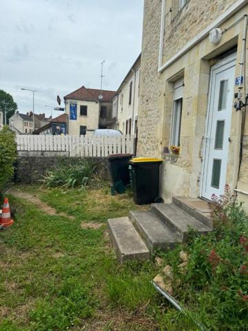 Maison avec studio indépendant à Imphy