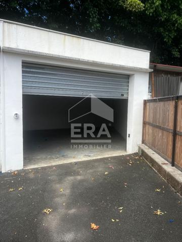 Rare grand garage secteur Chassin