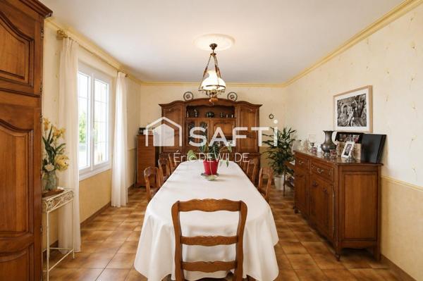 Grande maison familiale à Ducey-les-Chéris