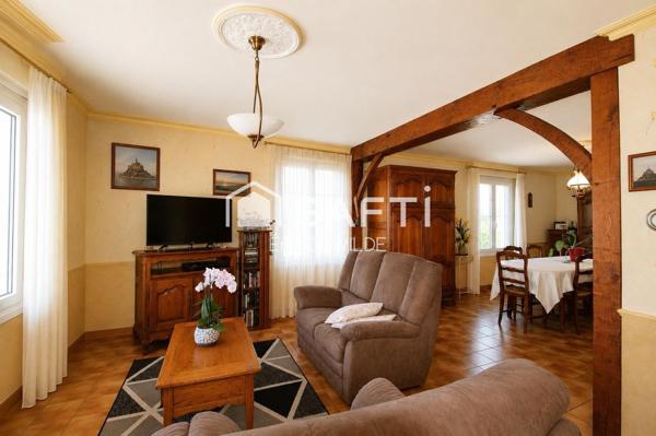 Grande maison familiale à Ducey-les-Chéris
