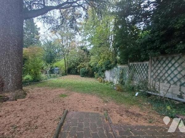 QUARTIER HENRIVILLE : Charmante maison de 197 m² avec JARDIN et 2 GARAGES