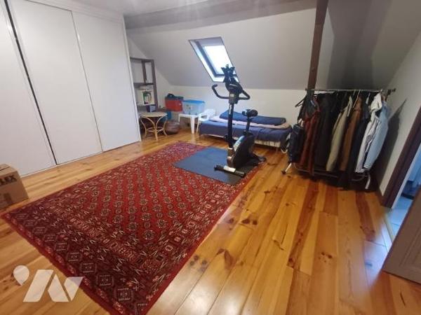 QUARTIER HENRIVILLE : Charmante maison de 197 m² avec JARDIN et 2 GARAGES