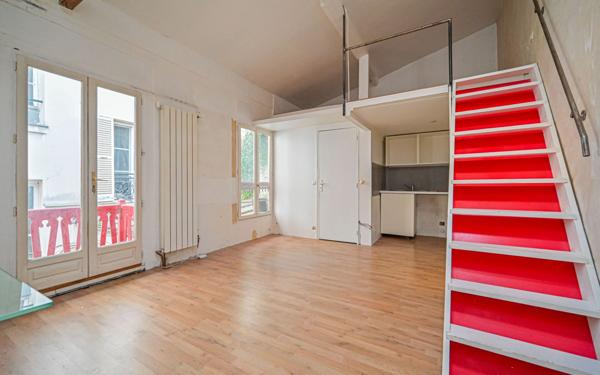 Appartement à vendre    2 pièces • 33 m2 Paris 20