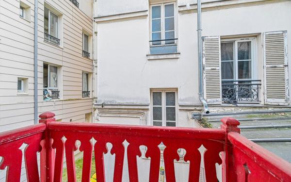 Appartement à vendre    2 pièces • 33 m2 Paris 20