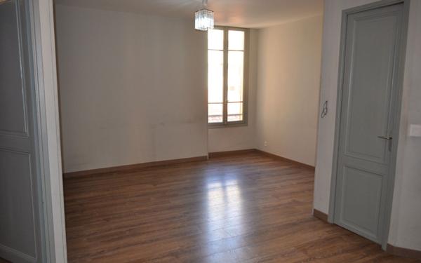 Appartement à louer    3 pièces •  Nice