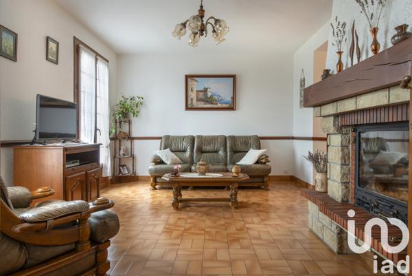 Maison à vendre 6 pièces 110 m² Moret-Loing-et-Orvanne