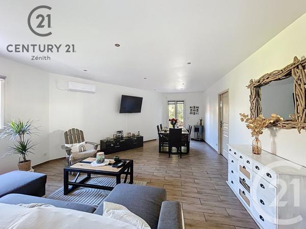 Maison à vendre  4 pièces - 121,48 m2 ST LAURENT DE LA SALANQUE - 66