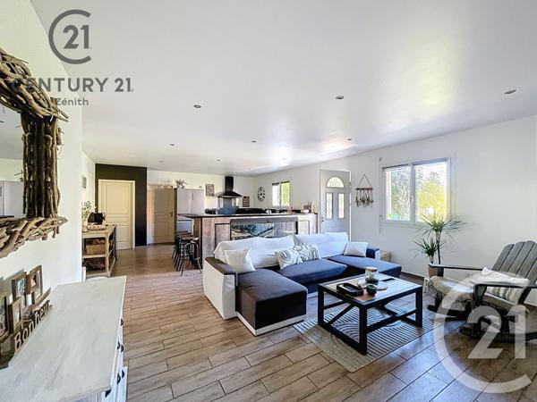 Maison à vendre  4 pièces - 121,48 m2 ST LAURENT DE LA SALANQUE - 66